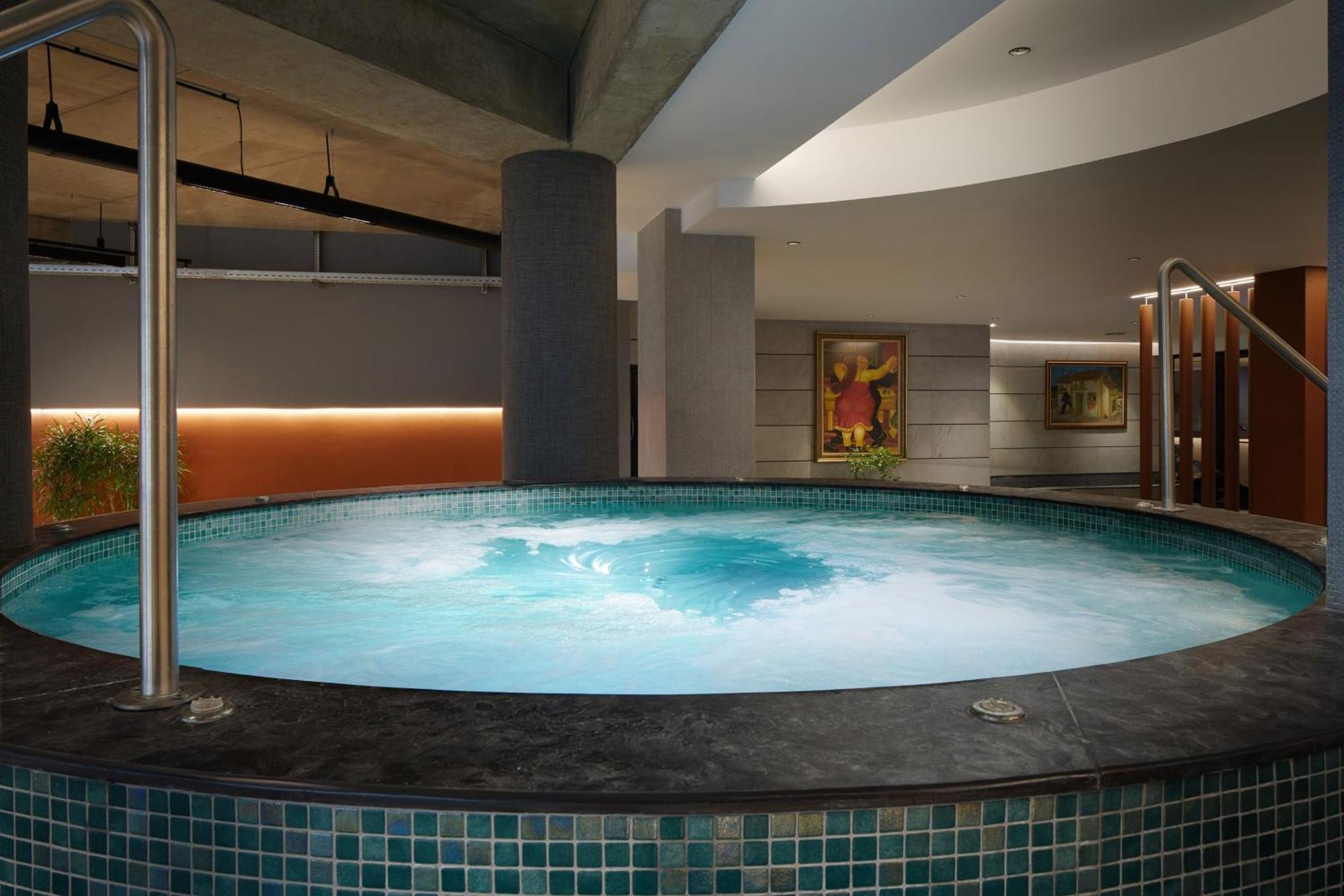 Four Points By Sheraton Prishtina City Laplje Selo Exterior photo